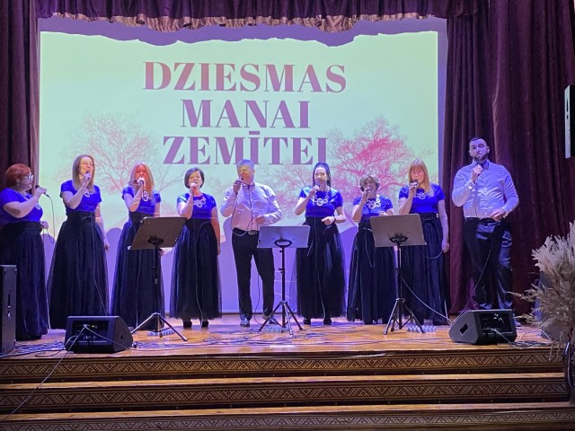 Valsts proklamēšanas gadadienas koncerts Ozolaines Tautas namā / 2025